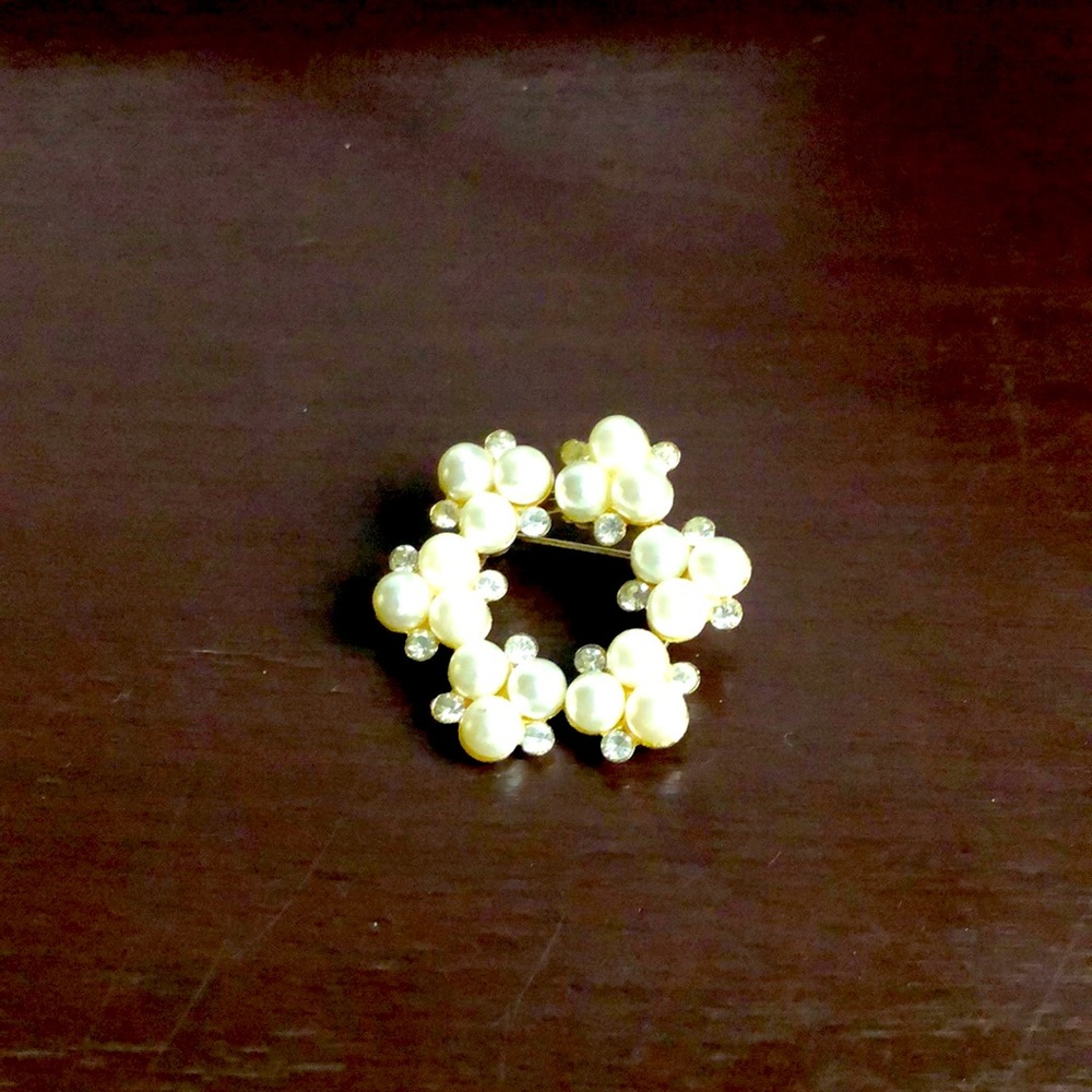 Brooch